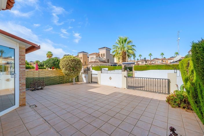 Image No.23-3 Bed Villa for sale