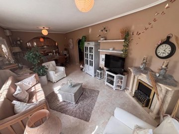 49748charmingdetachedvillawithaprivatepoollop