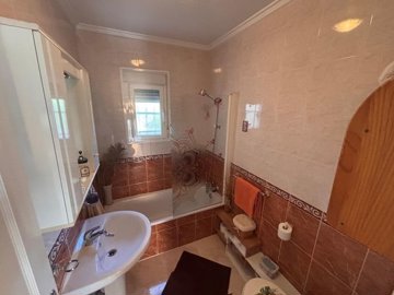 49748charmingdetachedvillawithaprivatepoollop