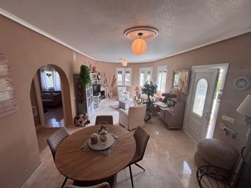49748charmingdetachedvillawithaprivatepoollop
