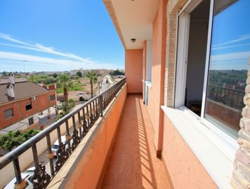 49752brightandspacioustwobedroomapartmentwith