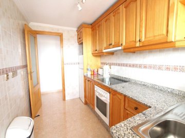 49752brightandspacioustwobedroomapartmentwith
