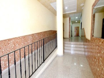 49752brightandspacioustwobedroomapartmentwith