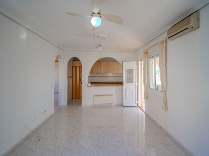Image No.12-2 Bed Villa for sale