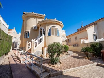 49744charmingdetached2bedvillawithsaltlakevie