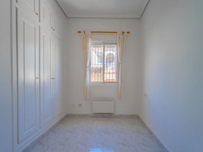 Image No.20-2 Bed Villa for sale