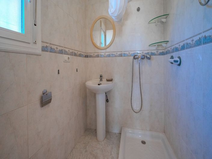Image No.22-2 Bed Villa for sale