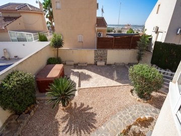 49744charmingdetached2bedvillawithsaltlakevie