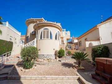 49744charmingdetached2bedvillawithsaltlakevie