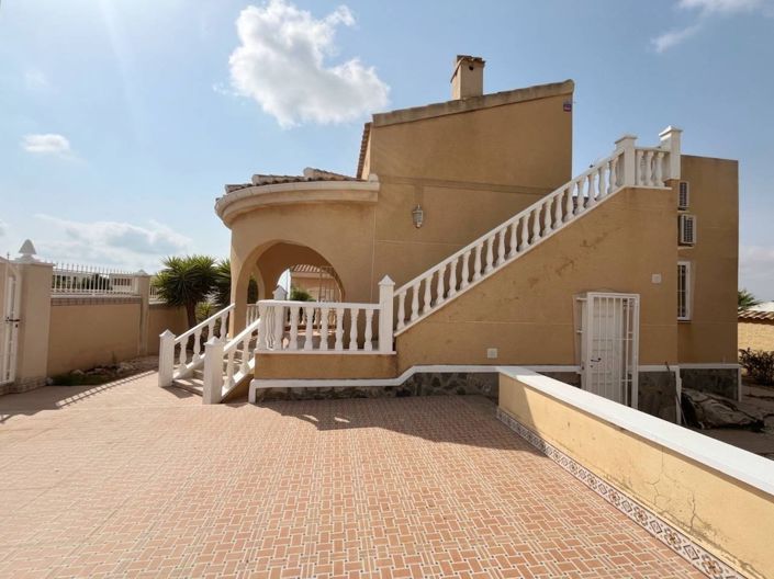 Image No.16-2 Bed Villa for sale