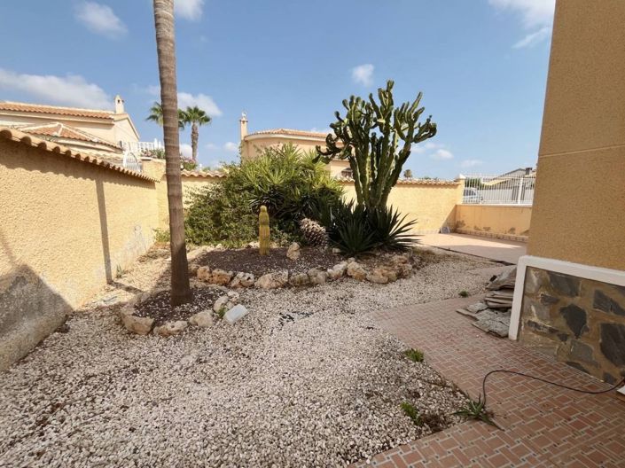 Image No.17-2 Bed Villa for sale