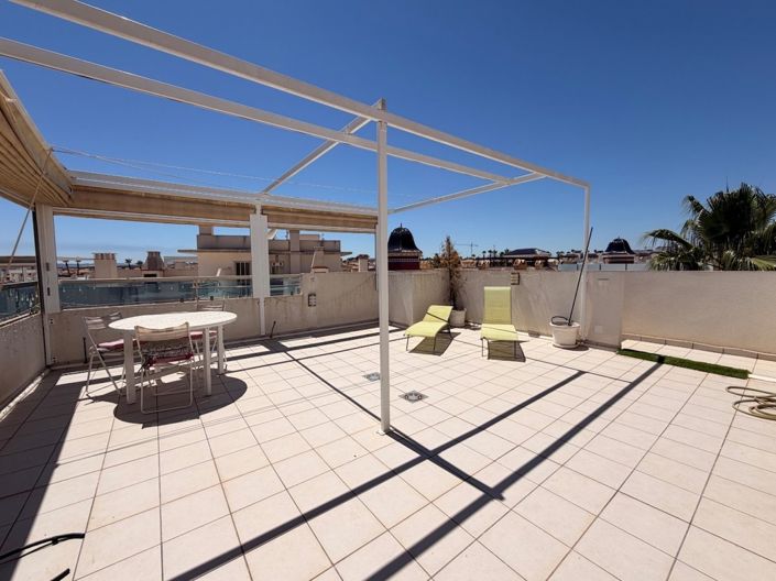 Image No.20-2 Bed Apartment for sale