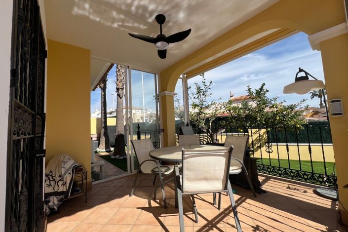 Image No.3-3 Bed Villa for sale