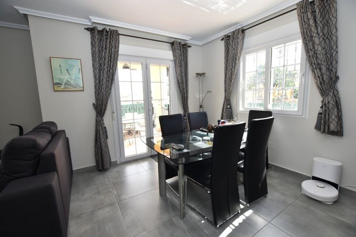 Image No.7-3 Bed Villa for sale