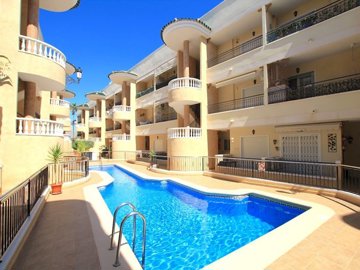49754beautiful2bedroompenthousewithprivateroo