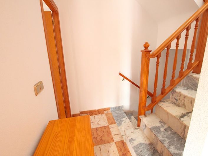 Image No.19-2 Bed Townhouse for sale