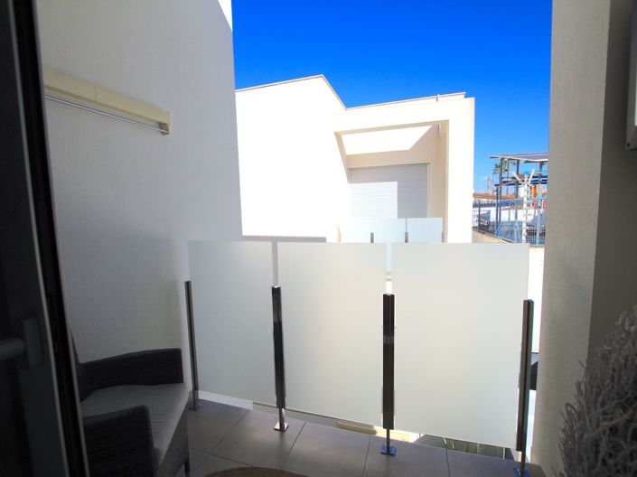 Image No.26-3 Bed Villa for sale