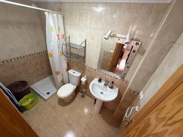 49762twobedroomgroundfloorapartmentwitharooft