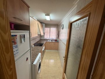 49762twobedroomgroundfloorapartmentwitharooft