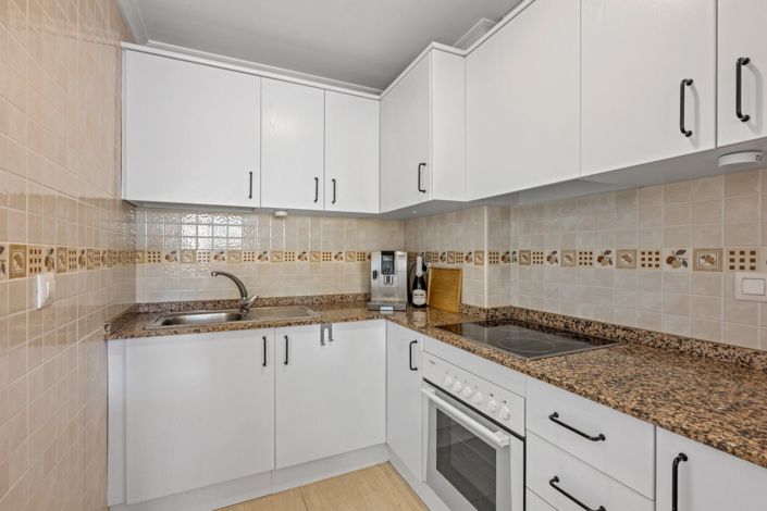 Image No.10-2 Bed Apartment for sale
