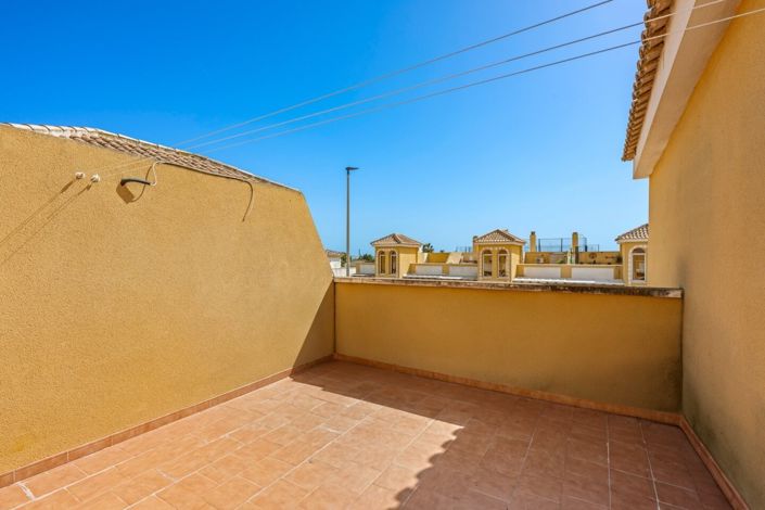 Image No.15-2 Bed Apartment for sale