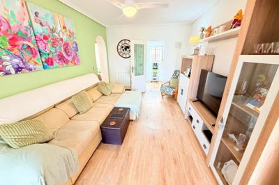 49764charmingtopfloorapartmentinlosmontesinos