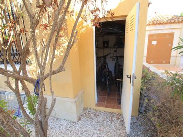 49767beautiful2bedroomgardenapartmentonlafinc