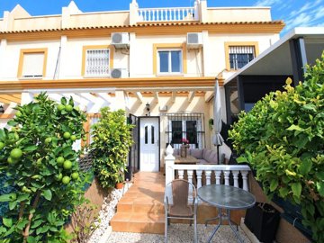49774fabulous2bedroomtownhouseonstjameshill01