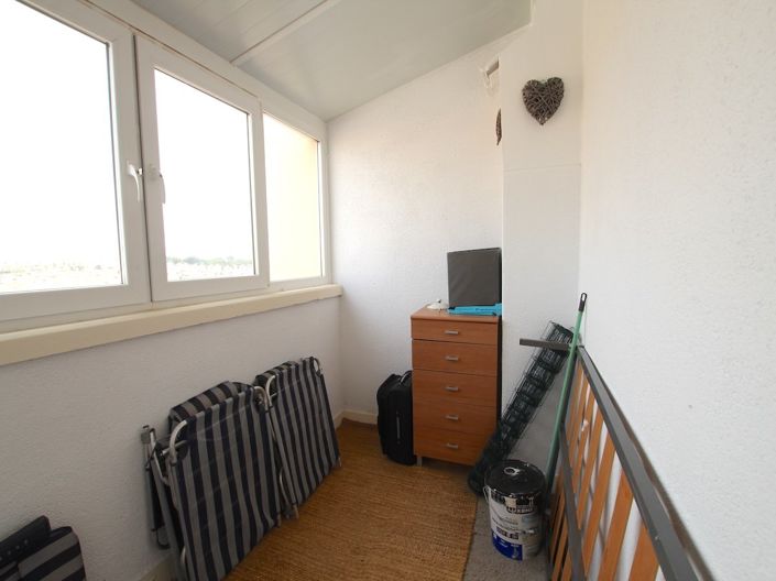 Image No.25-2 Bed Townhouse for sale