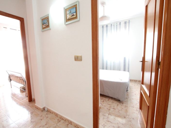 Image No.16-2 Bed Townhouse for sale