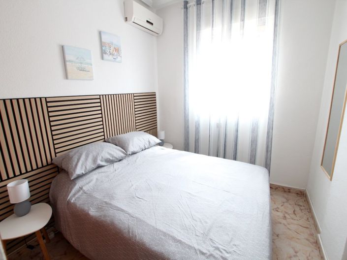 Image No.18-2 Bed Townhouse for sale