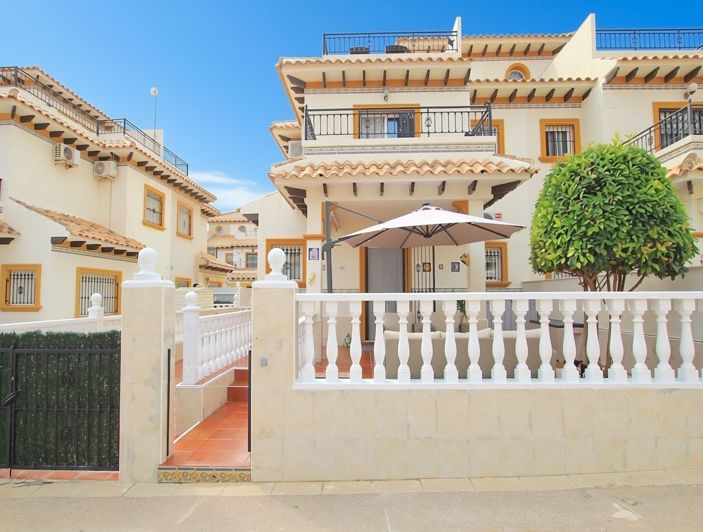 Image No.3-2 Bed Townhouse for sale