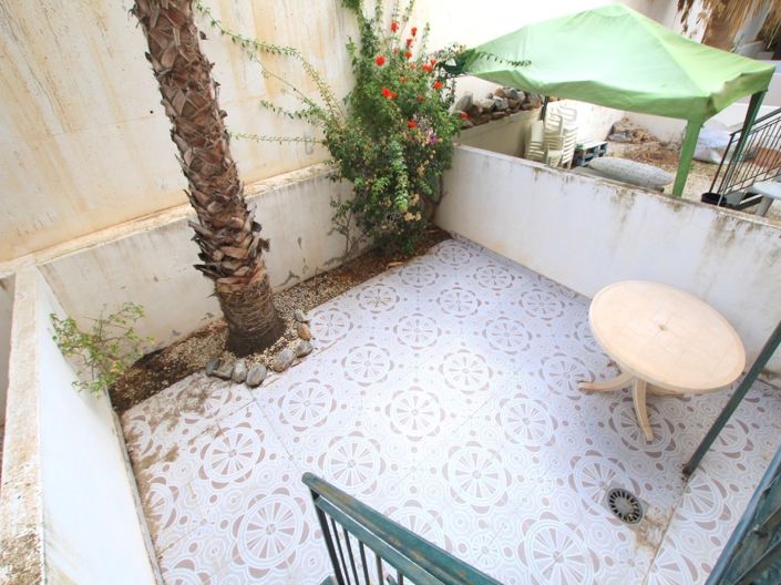 Image No.15-2 Bed Townhouse for sale
