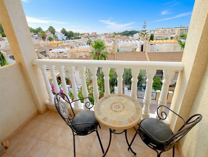 Image No.24-2 Bed Townhouse for sale