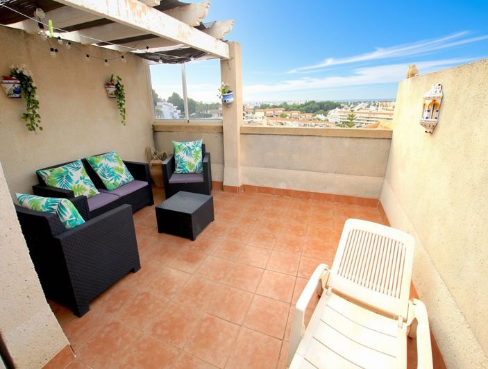 Image No.26-2 Bed Townhouse for sale