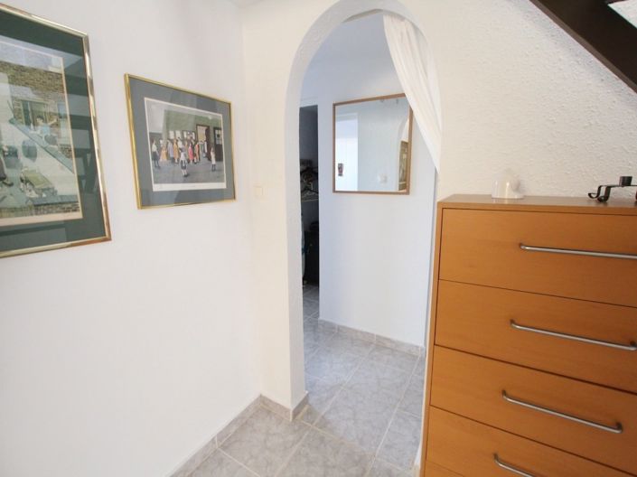 Image No.22-4 Bed Villa for sale