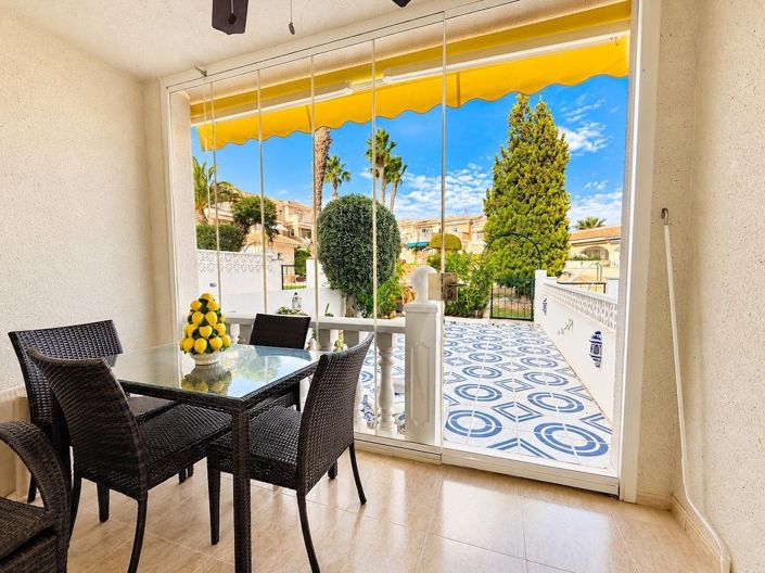Image No.5-2 Bed Townhouse for sale