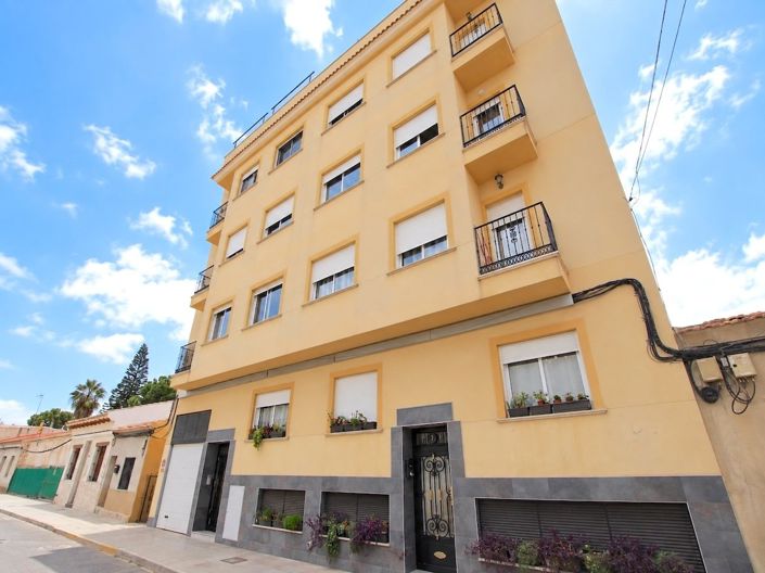 Image No.10-3 Bed Apartment for sale