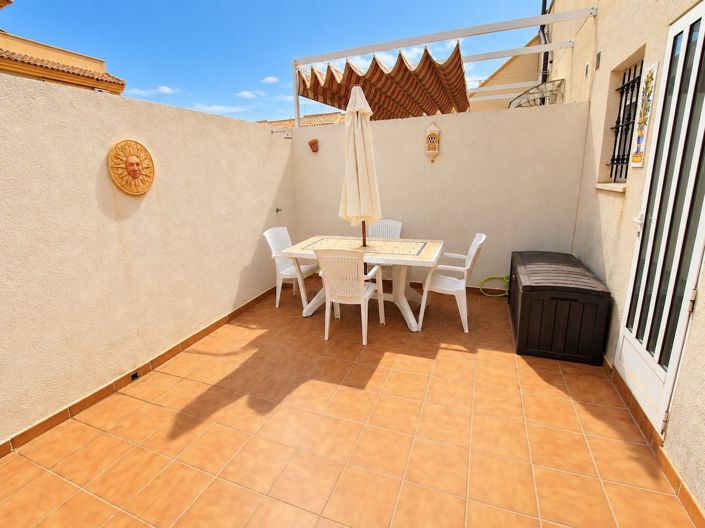 Image No.16-3 Bed Townhouse for sale