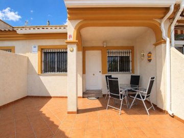 49787southfacing2bedbungalowwithselfcontained