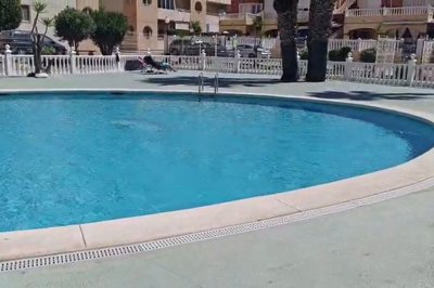 49785aspacious3bedapartmentinlasiesta06102615