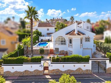 49794impressivedetachedvillawithprivatepoolan