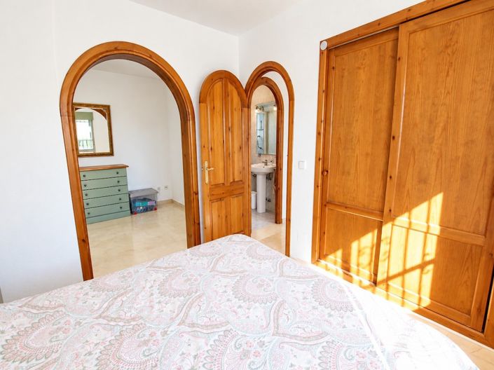 Image No.26-4 Bed Villa for sale