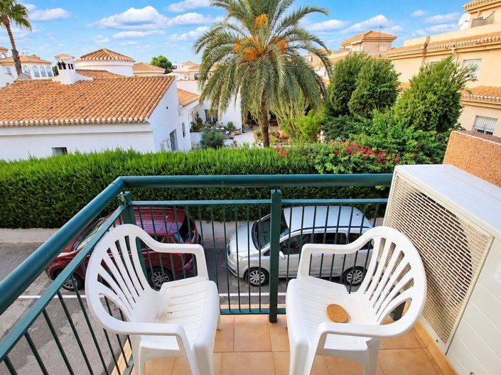 Image No.16-3 Bed Townhouse for sale