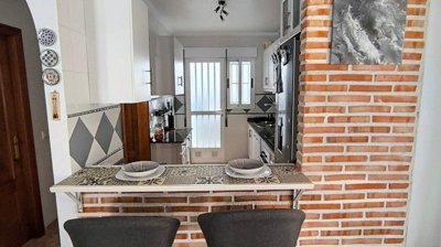 49812beautifulvillawithheatedpoolinelrasowith