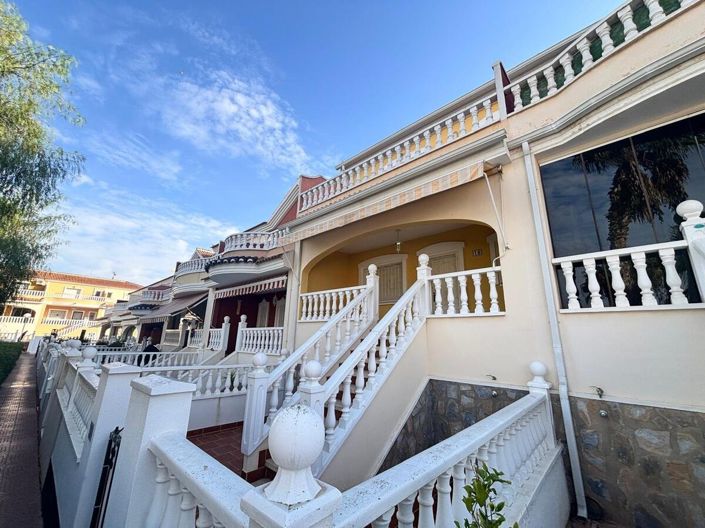 Image No.19-Casa adosada con 3 dormitorios en venta
