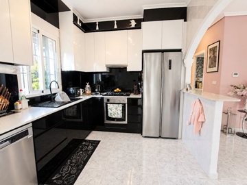 49818beautiful2bedroomvillawithmountainbackdr