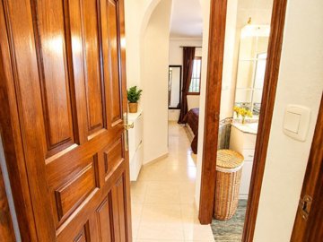 49819beautifuldetachedvillawithprivateswimmin