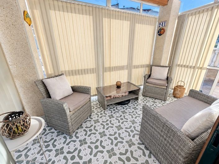 Image No.6-3 Bed Townhouse for sale