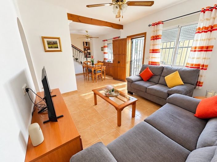 Image No.8-3 Bed Townhouse for sale